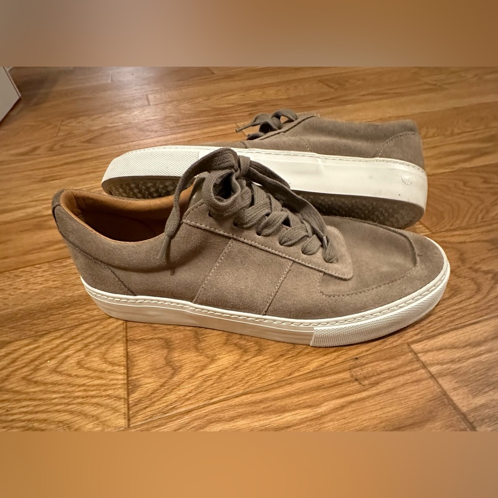 Express Shoes - Picture 4 of 13